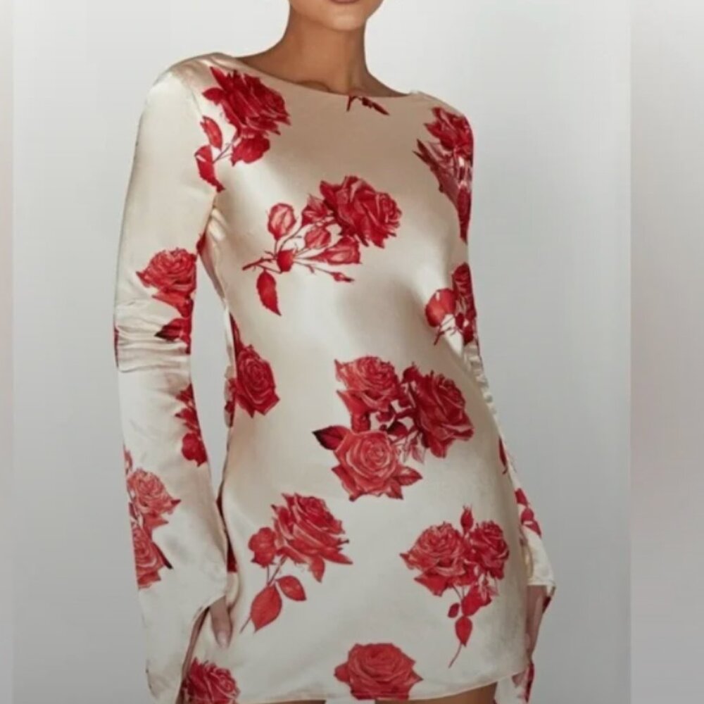 Meshki Red Floral Long Sleeve Backless Dress
